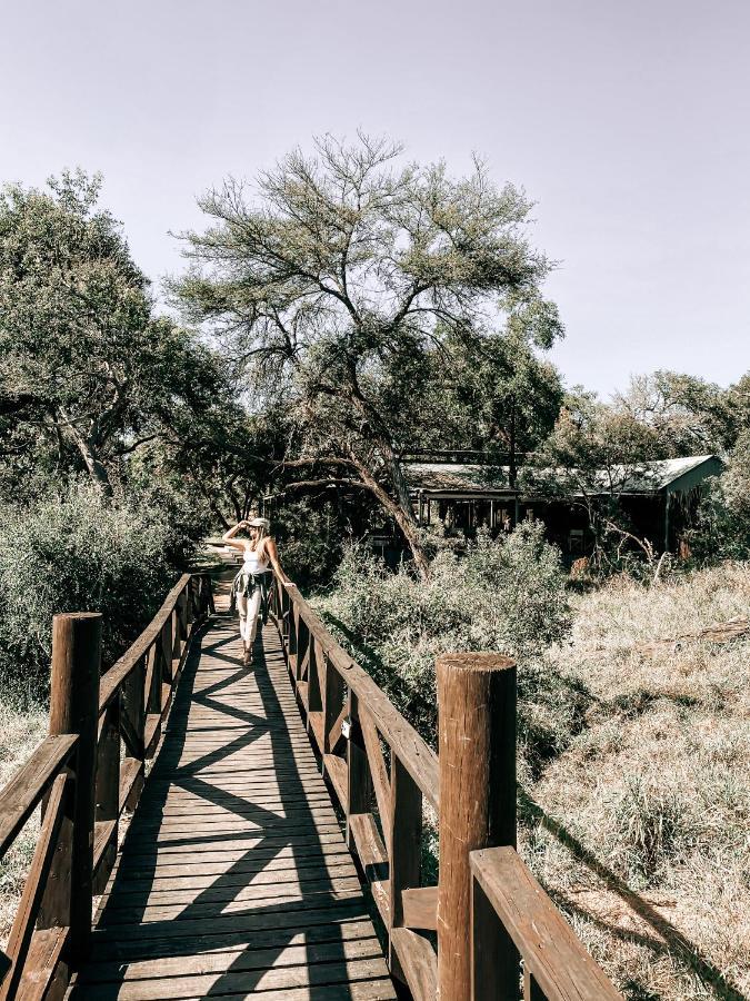 Honeyguide Tented Safari Camp - Khoka Moya มันเยเลติเกมรีเซิร์ฟ ภายนอก รูปภาพ