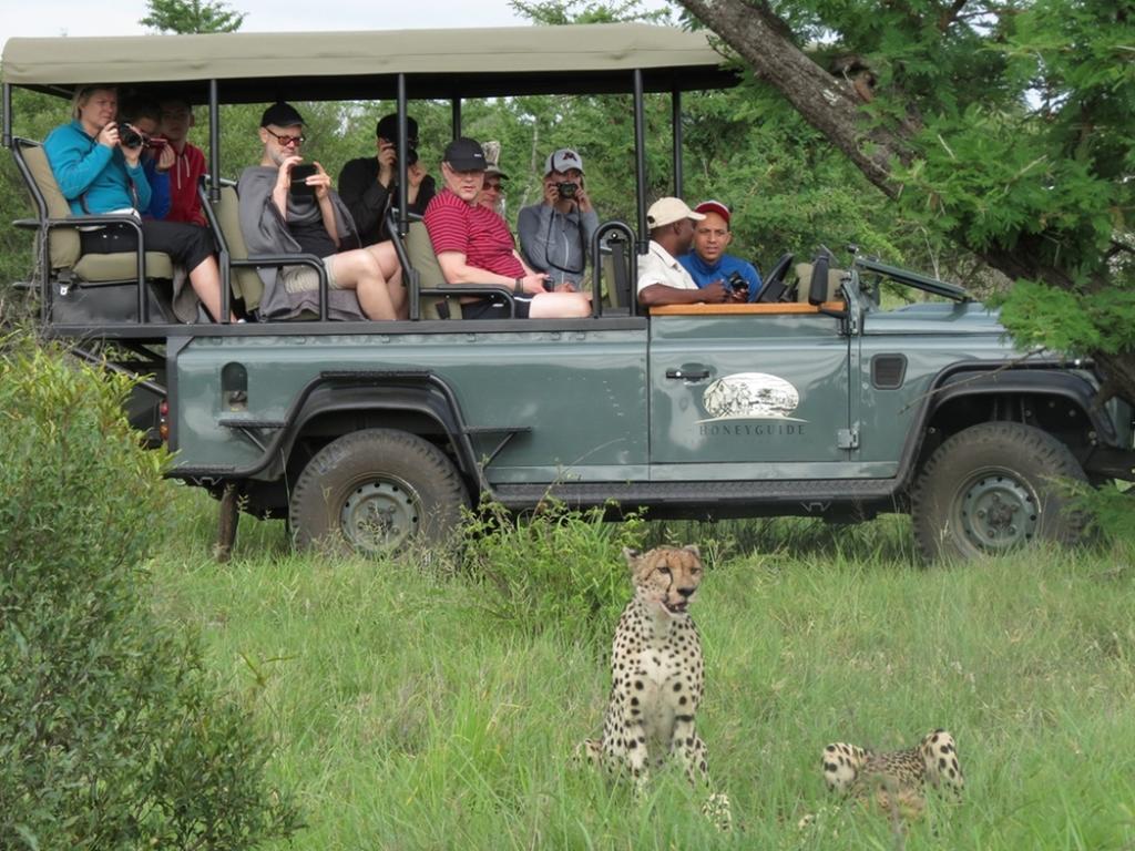 Honeyguide Tented Safari Camp - Khoka Moya มันเยเลติเกมรีเซิร์ฟ ภายนอก รูปภาพ